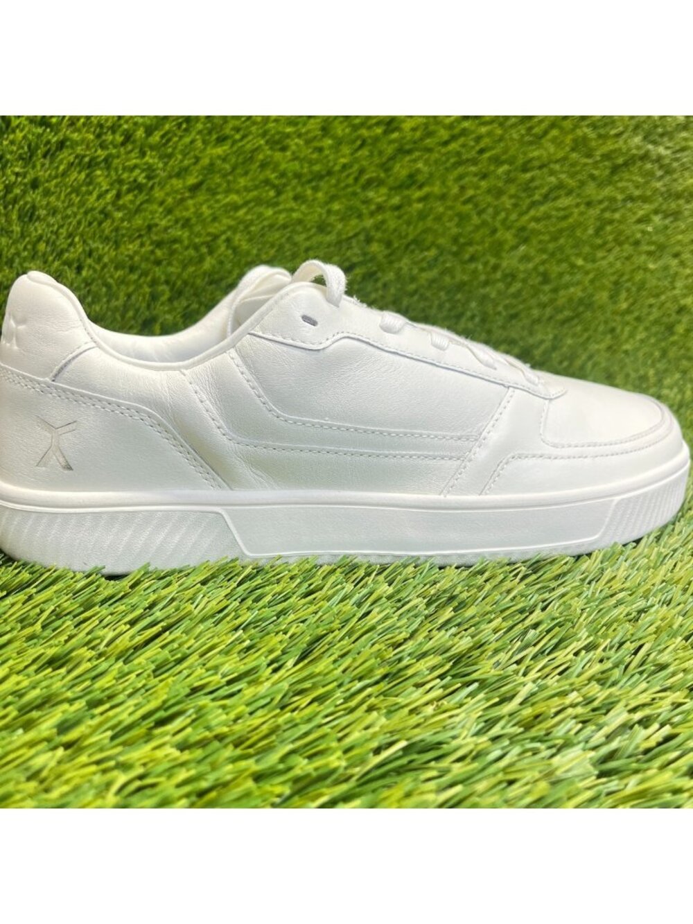 Flux Footwear Adapt Leather Trainer White Mens Size 10 Athletic Shoes Sneakers